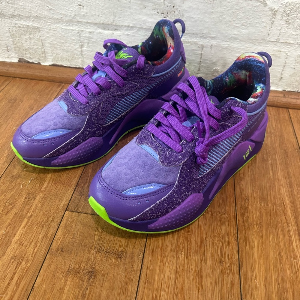 Puma NWOT size 7